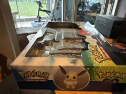 Pokemon TCG: Pokemon GO Premium Collection - Radiant Eevee (8 Packs x 10 Cards) 820650850523 - Image 4