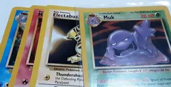Pokemon bundle of 30 mixed cards, good condition - Image 4
