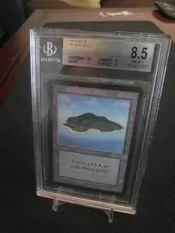 Island BGS 8.5 Beckett Graded - Limited Edition BETA (LEB) 1993 NM mtg - Image 1