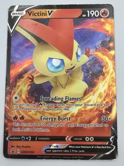 Pokemon TCG Victini V SWSH Black Star Promos SWSH104 Promo-HP-DMG - Image 2