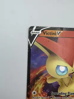 Pokemon TCG Victini V SWSH Black Star Promos SWSH104 Promo-HP-DMG - Image 5