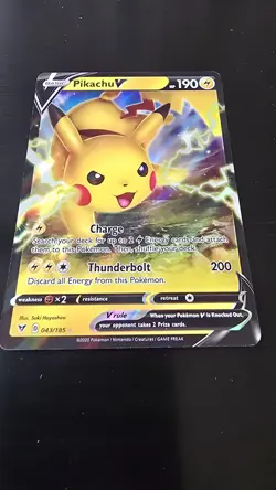 Pikachu V 043/185 Vivid Voltage Englisch Farbenschock Pokemon Karte - Image 2