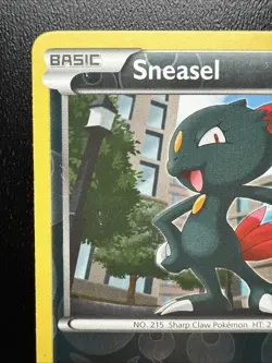 FREE SHIPPING Sneasel Reverse Holo Common Next Destinies 69/99 Pokemon - Image 2