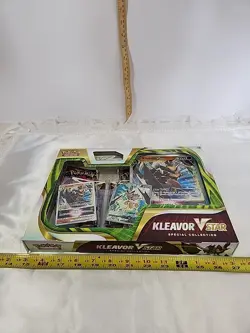 Pokemon TCG: Kleavor VSTAR Special Collection - Image 5