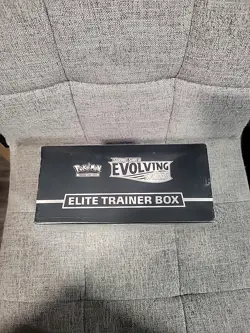 Pokemon Sword Shield Evolving Skies Elite Trainer Box ETB Factory SEALED - Image 2