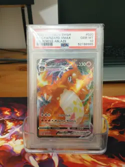 POKEMON TCG - CHARIZARD VMAX 020/189 PSA 10 DARKNESS ABLAZE FULL ART - Image 1