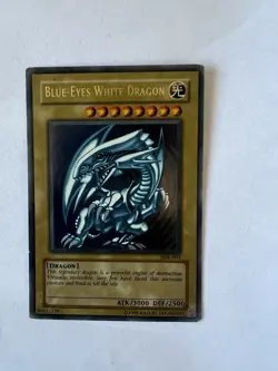 Yu-Gi-Oh! TCG Blue-Eyes White Dragon SDK-001 Unlimited Card - Image 1