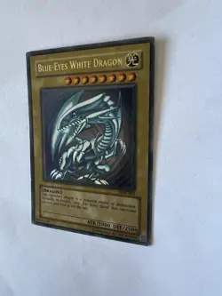 Yu-Gi-Oh! TCG Blue-Eyes White Dragon SDK-001 Unlimited Card - Image 2