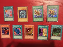 Foil Scapegoat, Blue Eyes White Dragon Sdk-001 And more! Lot of 9 Cards! - Image 1