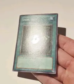 Yugioh Dark Hole LOB-052 Super Rare Vintage "Magic" NM - Image 4