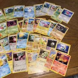 Pokemon Vintage Lot 40 Total Cards!! - Image 3