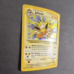 Pokemon Jolteon Jungle 4/64 Unlimited Holo Rare 70 HP Stage 1 Card - Image 2