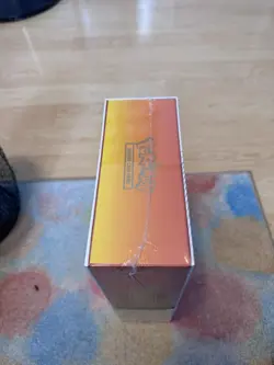 Pokemon Sword & Shield Ultra-Premium Charizard Box Etched Foil Cards Booster - Image 4