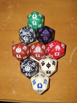magic the gathering D20 spindown dice lot - Image 1