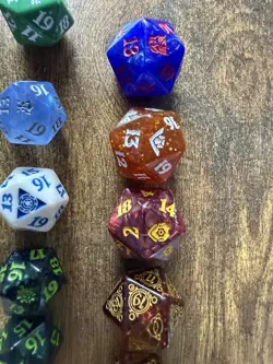 Magic The Gathering Spindown Dice Lot 14 Including LOTR Bundle Dice - Image 2