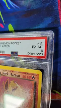 2000 POKEMON ROCKET DARK FLAREON #35 PSA 6 💎 - Image 3