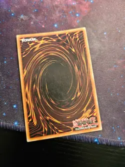Yu-Gi-Oh Dark Magician Holo 1st Edition Ultra Rare Card YGLD-ENC09 - Image 2