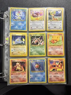 Pokemon TCG Vintage Binder 147 Cards Collection WOTC Base Set Mixed Conditions - Image 2