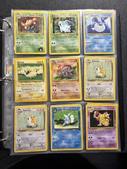 Pokemon TCG Vintage Binder 147 Cards Collection WOTC Base Set Mixed Conditions - Image 4