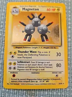 Pokemon Magneton Base Set Holo Rare 60 HP English Card 9/102 - Image 1