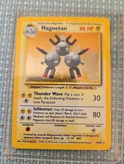 Pokemon Magneton Base Set Holo Rare 60 HP English Card 9/102 - Image 3