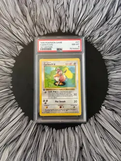 1999 POKEMON BASE SET 1ST EDITION #27 FARFETCH'D PSA 8 - Image 1