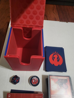 MTG ULTRA PRO GUILDS OF RAVNICA ALCOVE BOX, SLEEVES AND CARDS FREE SHIPPING - Image 2