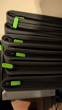 Vault X Exo-Tec Zip Binder 9-Pocket 360 Card – Black x6 Lot | Used - Image 3