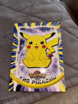 Topps Pokemon Pikachu Card #25 1st Series Blue Label 1999 Non Holo NM-MN - Image 2