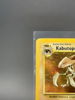 Pokemon Kabutops Fossil Holo Rare 9/62 NM/LP Shellfish Card 1999 - Image 2
