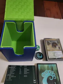 MTG ULTRA PRO GUILDS OF RAVNICA ALCOVE BOX, SLEEVES AND CARDS FREE SHIPPING - Image 2