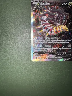 Pokemon Giratina V Full Art Ultra Rare Holo 186/196 Lost Origin 220 HP - Image 4