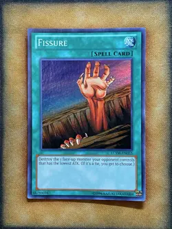 Yugioh Fissure LCYW-EN055 Super Rare NM - Image 1