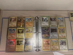 VINTAGE POKEMON LOT – 600+ CARDS – 5LB BINDER – NO ENERGIES – 10+ YEARS OLD - Image 4