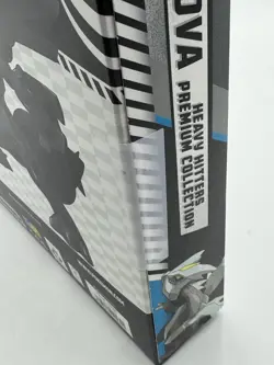 Pokemon Sealed Black Bolt & White Flare Unova Heavy Hitters Premium Collection - Image 4
