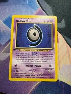 Unown [D] - 1st Edition - 47/75 Neo Discovery - Pokemon TCG - 2001 - Image 1