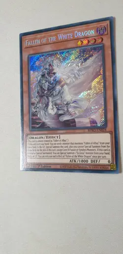 YUGIOH BPRO EN024 Fallen of the White Dragon Secret Rare 1st Edition Drachen - Image 2