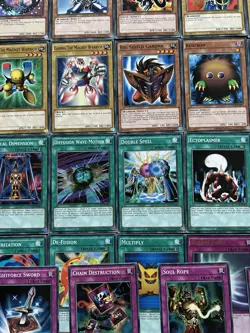 YuGiOh Yugi Valkryion Magnet Warrior Alt Art Dark Magician Mythical Beast Deck - Image 5