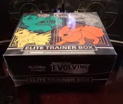 Pokemon TCG: Sword & Shield-Evolving Skies Elite Trainer Box (Jolteon, Flareon, 820650808944 - Image 1