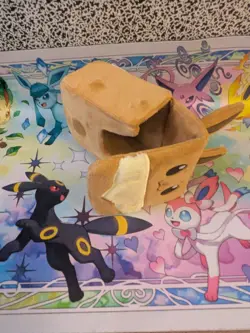 Pokemon Eevee Plush Deck Box Standard Card Prismatic Evolutions - Image 3