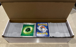 Pokemon S&V era Bulk Card Lot [800+ Cards][UNSORTED HOLO/ENERGY/COMMON/UNCOMMON] - Image 1