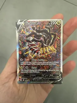 Pokemon TCG Giratina v 186/196 2022 Lost Origin Alt Full Art Mint/Nm Condition - Image 1