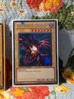 Yu-Gi-Oh! Dark Magician Blue-Eyes Red-Eyes LC01-EN004 005 006 Limited Ultra Set - Image 4