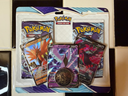 Pokemon Center Exclusive Chilling Reign TCG 2 Pack Booster Galarian Birds - Image 2