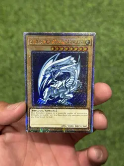 *** BLUE-EYES WHITE DRAGON *** QUARTER CENTURY SECRET RARE MP24-EN001 YUGIOH! - Image 1