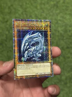 *** BLUE-EYES WHITE DRAGON *** QUARTER CENTURY SECRET RARE MP24-EN001 YUGIOH! - Image 3