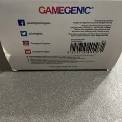 Gamegenic Stronghold 200+ Convertible Deck Box Black New - Image 3