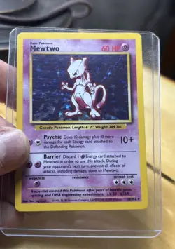 Pokemon TCG Mewtwo Base Set Holo Rare Card 10/102 Vintage - Image 1