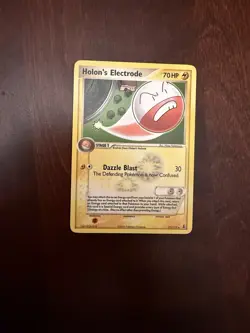 Holon's Electrode 21/113 Delta Species Regular Pokemon Card - Image 2