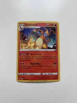 Pokemon Vivid Voltage Cracked Ice Holo Rare Charizard 025/185 NM/Mint Condition - Image 1